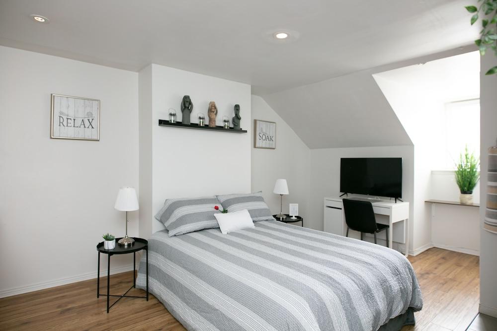 Auberge & Hotel Montreal Espace Confort מראה חיצוני תמונה