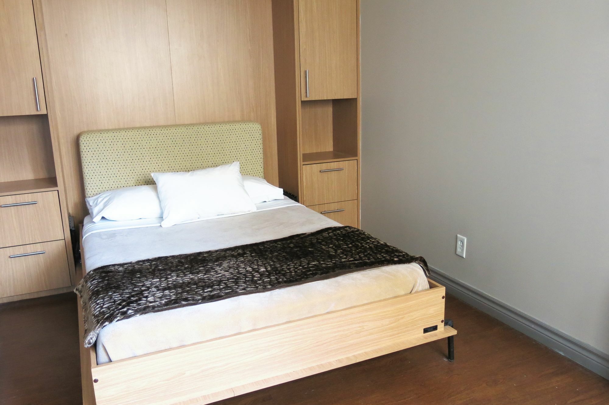 Auberge & Hotel Montreal Espace Confort מראה חיצוני תמונה