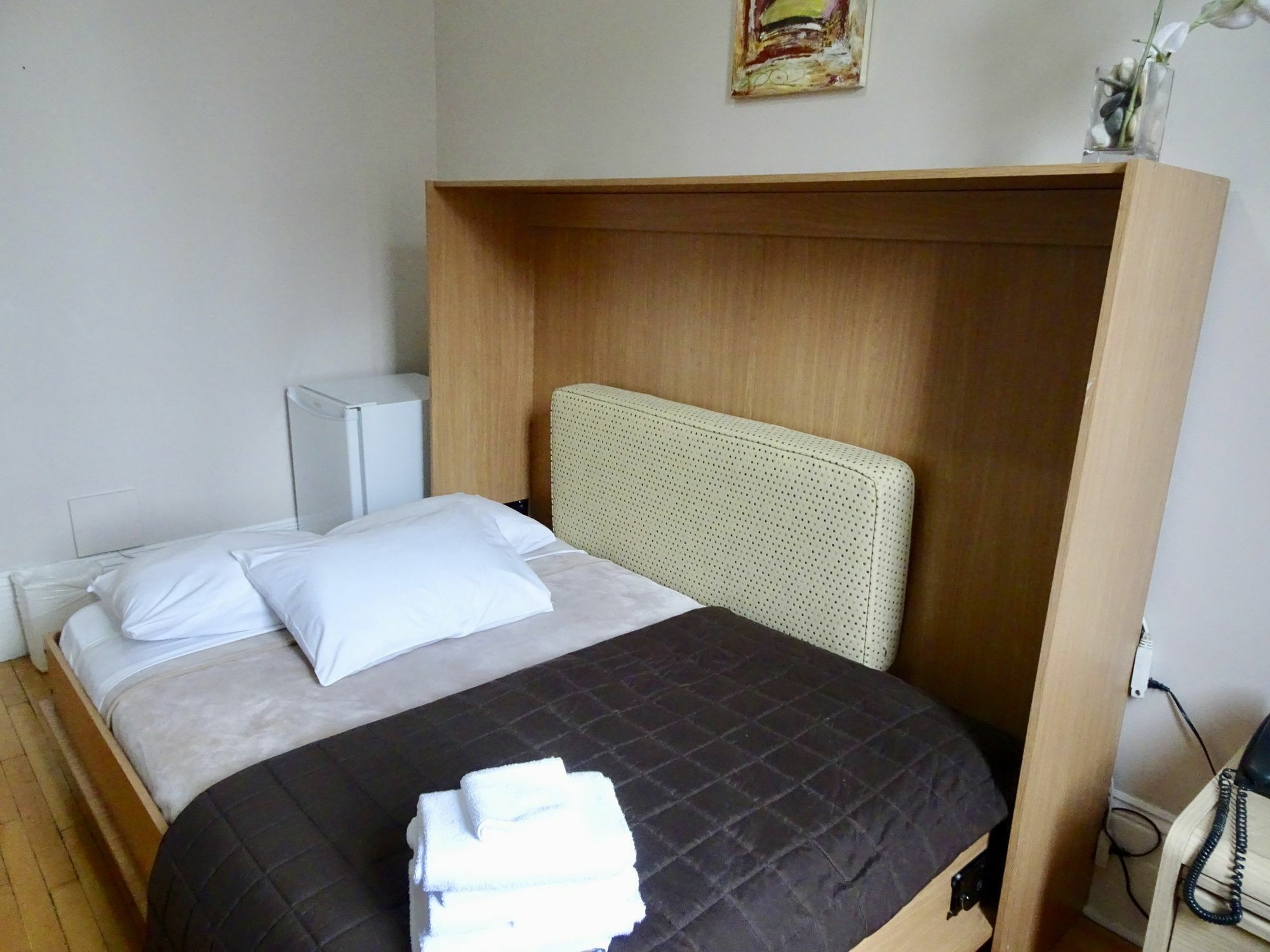 Auberge & Hotel Montreal Espace Confort מראה חיצוני תמונה